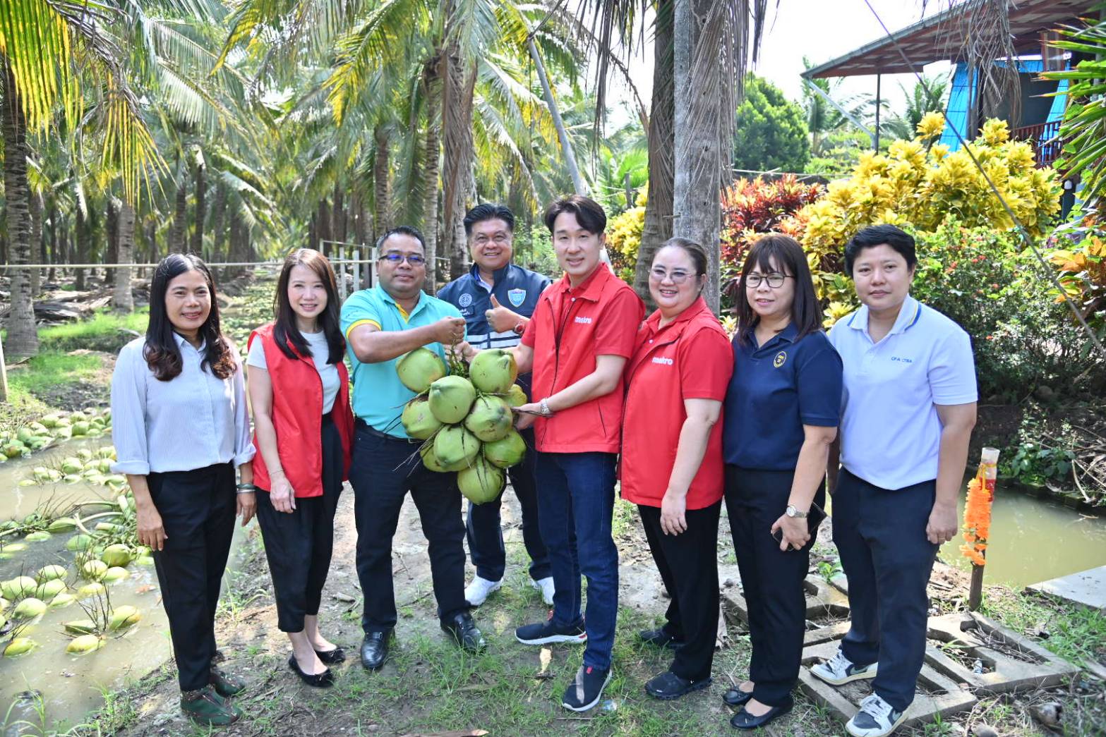 DIT จับมือ CP Axtra เร่งระบายมะพร้าวน้ำหอมราชบุรี