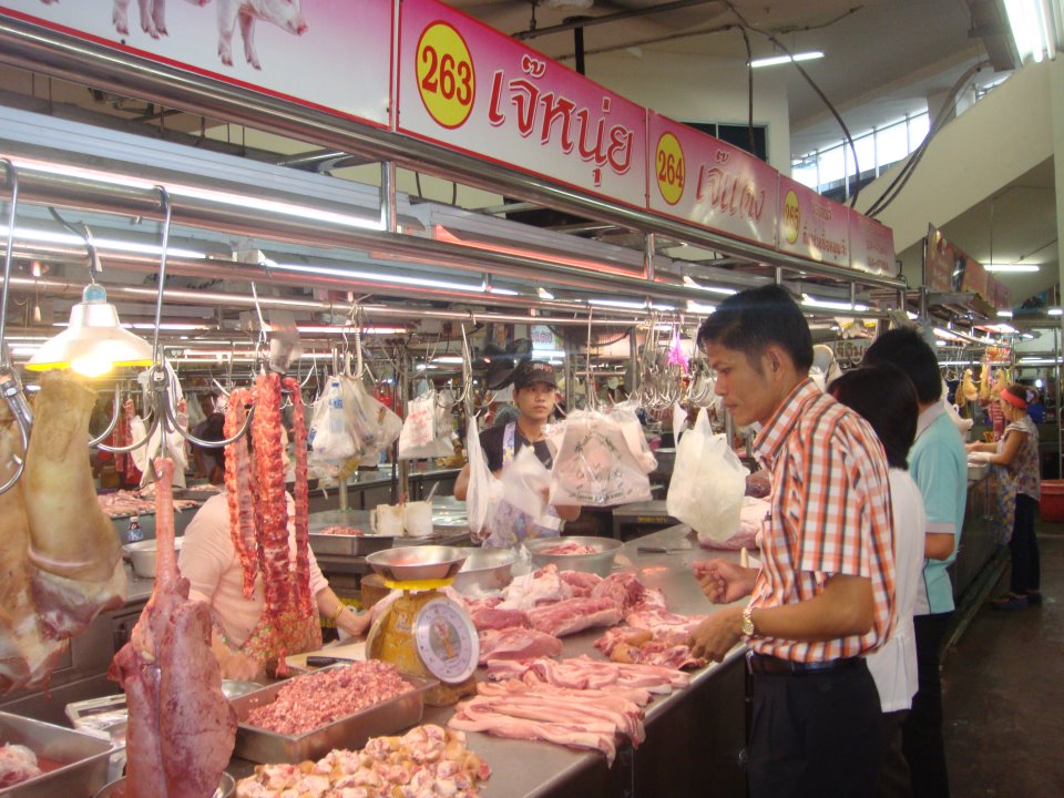 22921_แผงค้า หมู.jpg