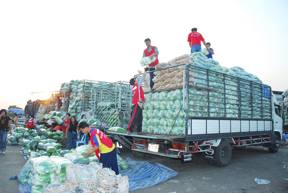 45027_รถบรรทุกส่งผัก.jpg