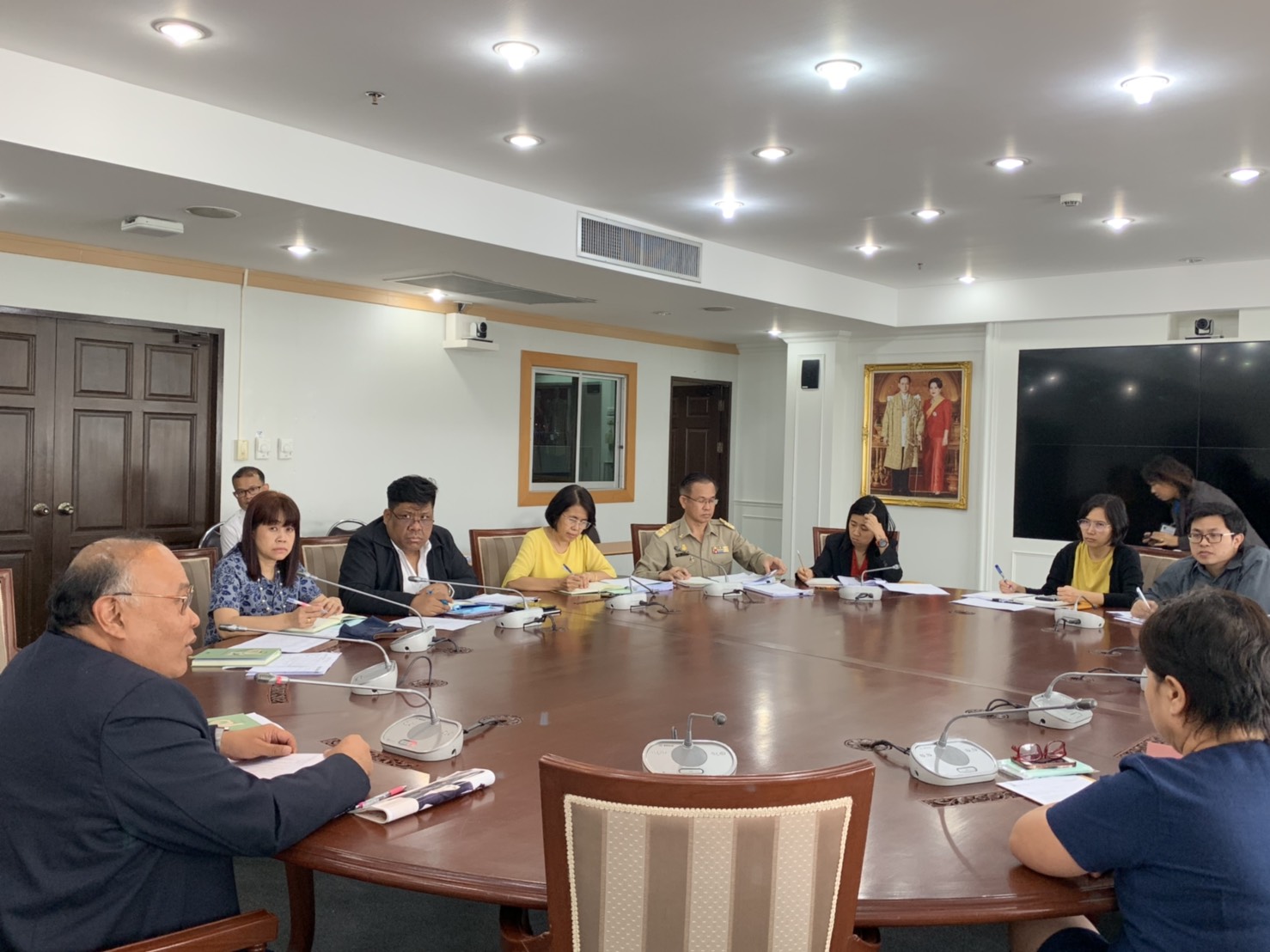 การประชุม เรื่อง นโยบายการกำกับดูแลค่ารักษาพยาบาล