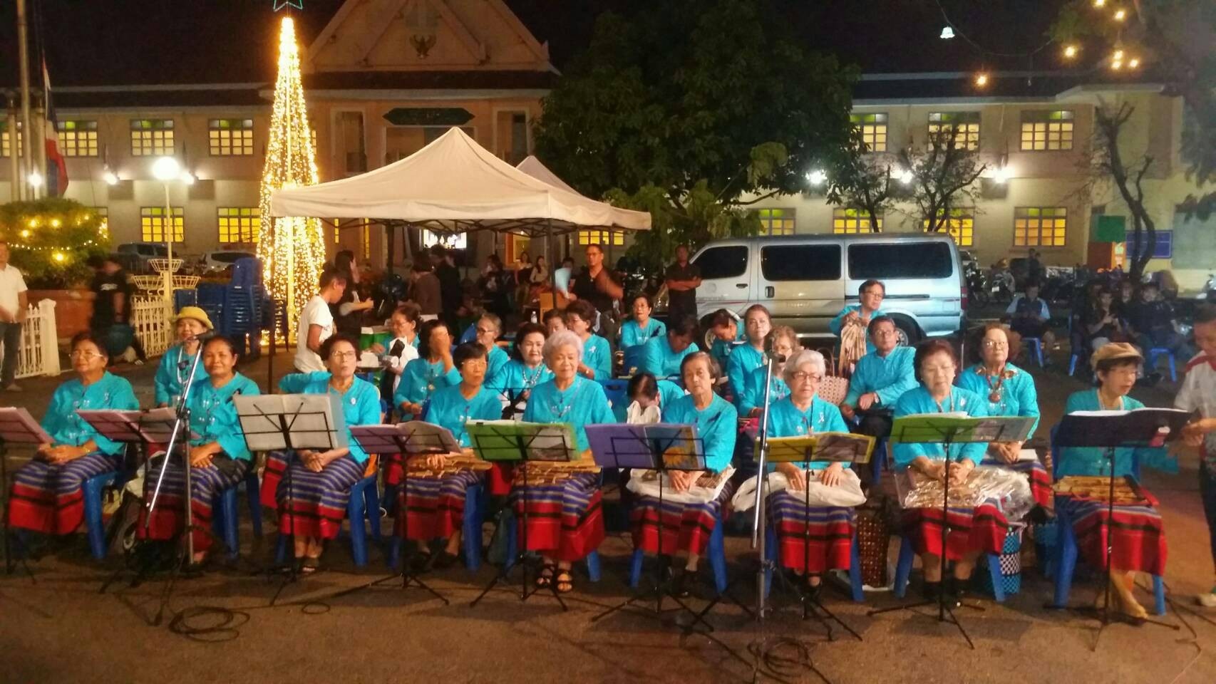 45529_กิจกรรมการแสดงของผู้สูงอายุ.jpg
