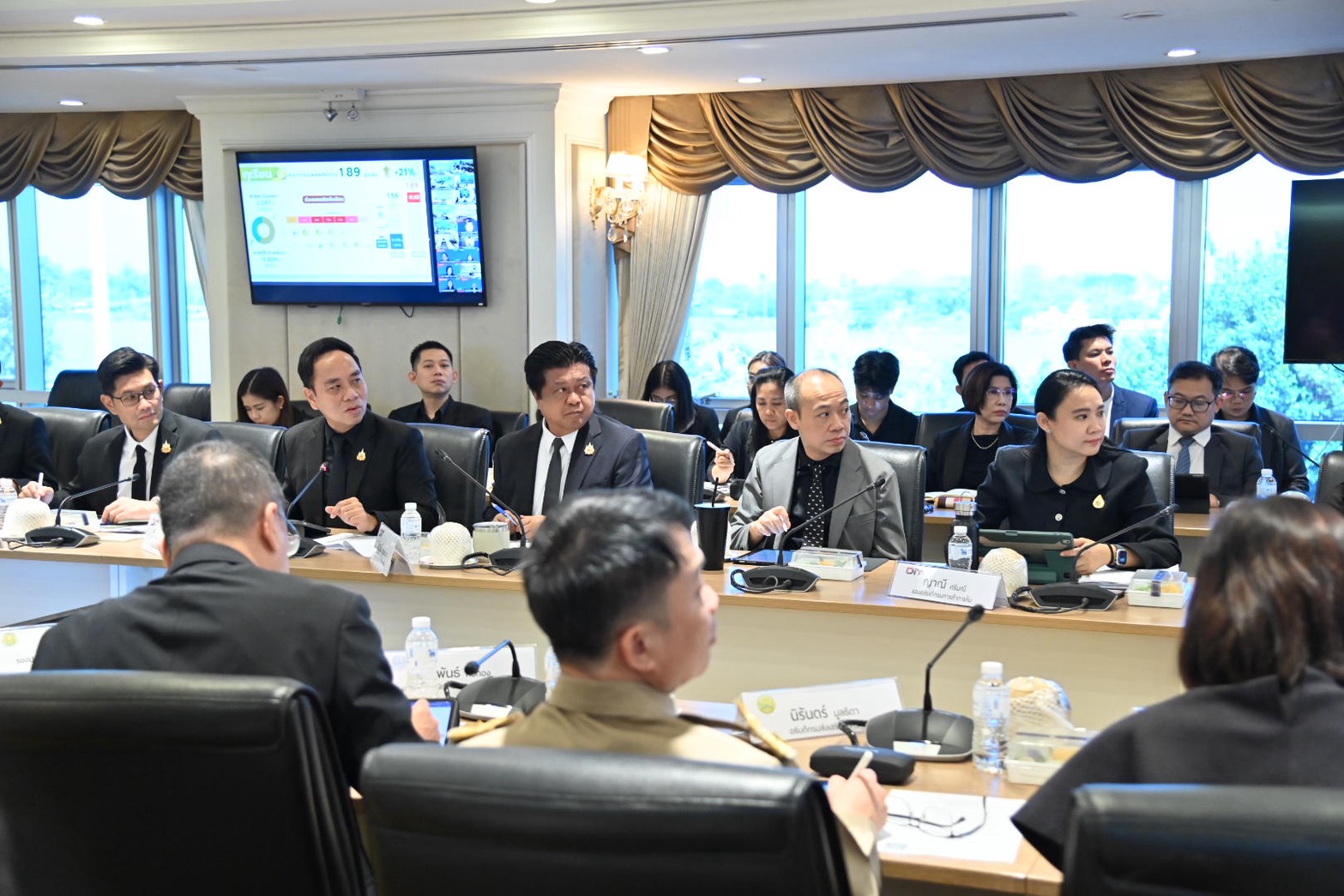 ข่าวเลขที่ 82/2569 พาณิชย์ ลุยแผนบริหารผลไม้ปี 69 ครบวงจรต้นน้ำ–ปลายน้ำ ดันตลาดในประเทศ–ส่งออก พร้อมวางยุทธศาสตร์สินค้าเกษตรยั่งยืน 5 ปี ยกระดับไทยสู่ผู้นำตลาดโลก พร้อมเตรียม kickoff  “Thailand : The Land of Tropical Fruits” (2 มีนาคม 2569)