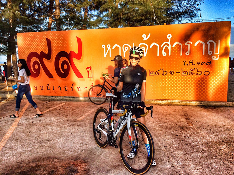 45599_ภาพป้ายตลาด คนขี่จักรยาน.JPG