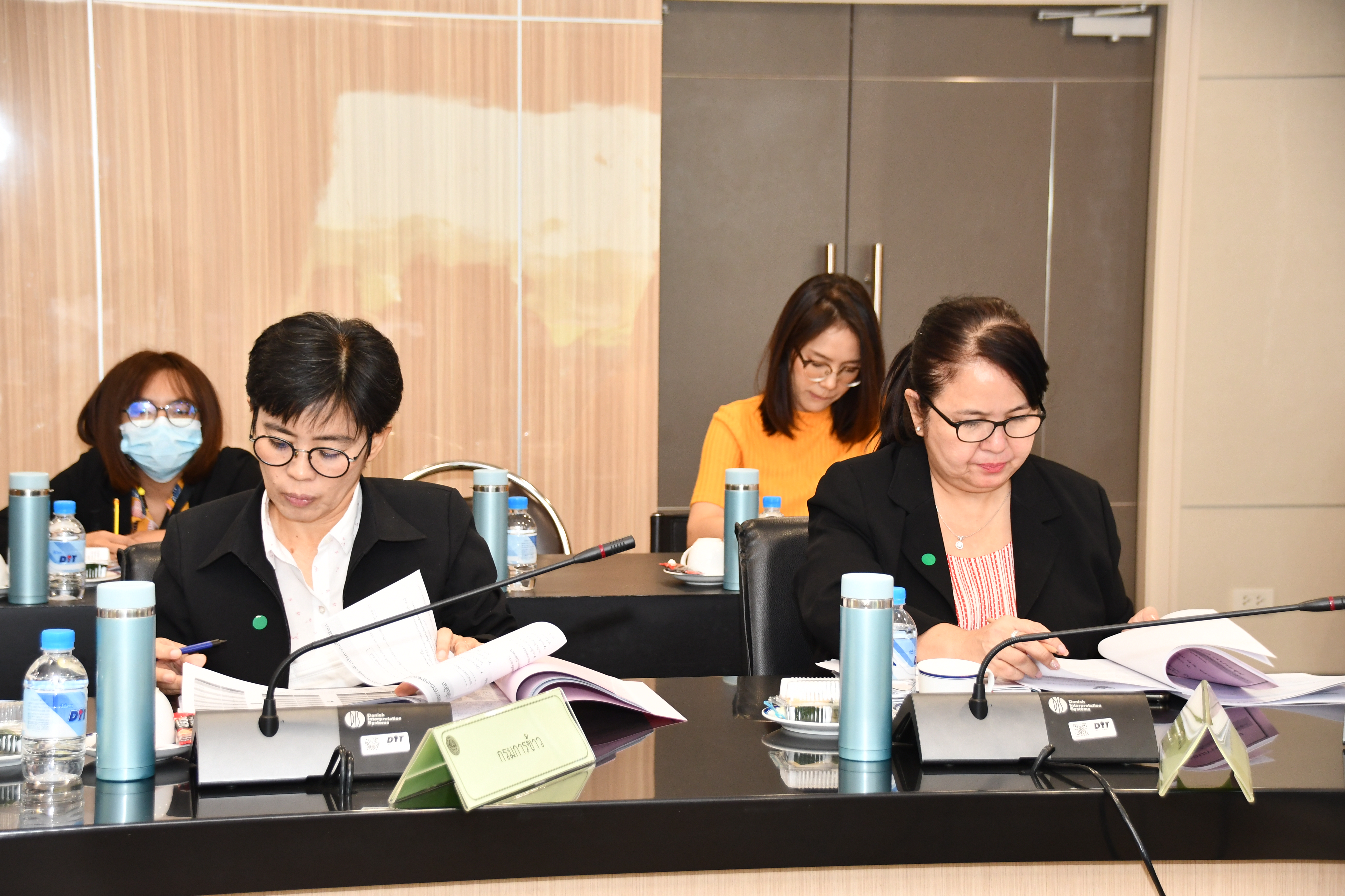 การประชุมคณะอนุกรรมการพิจารณาชดเชยดอกเบี้ยให้แก่ผู้ประกอบการค้าข้าวในการเก็บสต็อก